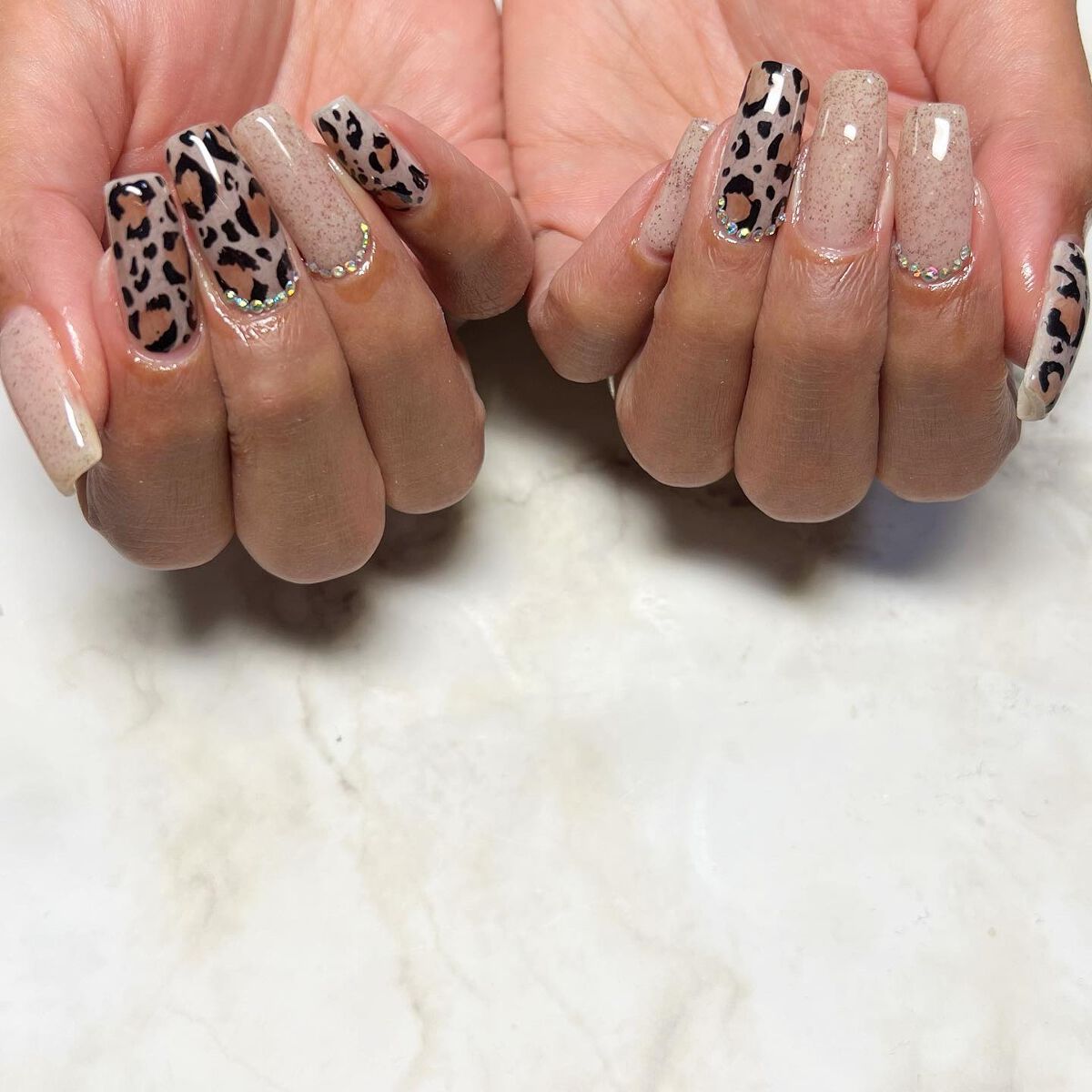 #ネイル,#ニュアンスネイル,#スカルプネイル,#ジェルネイル,#ママネイル,#ギャルネイル,#大人ネイル,#派手ネイル,#ネイル,#城陽ネイル,#京都ネイル,#大阪ネイル,#奈良ネイル,#レオパードネイル,#ヒョウ柄ネイルのネイルデザイン