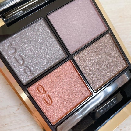 シグニチャー カラー アイズ/SUQQU/アイシャドウパレットを使ったクチコミ(4枚目)