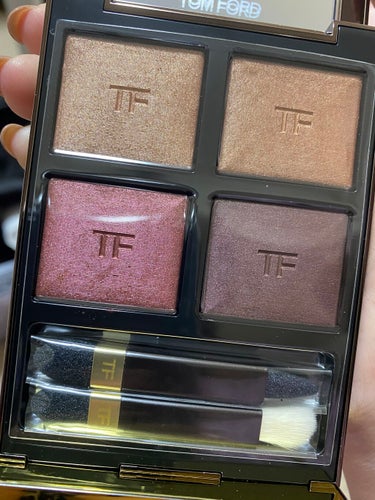 アイ カラー クォード/TOM FORD BEAUTY/パウダーアイシャドウを使ったクチコミ（1枚目）