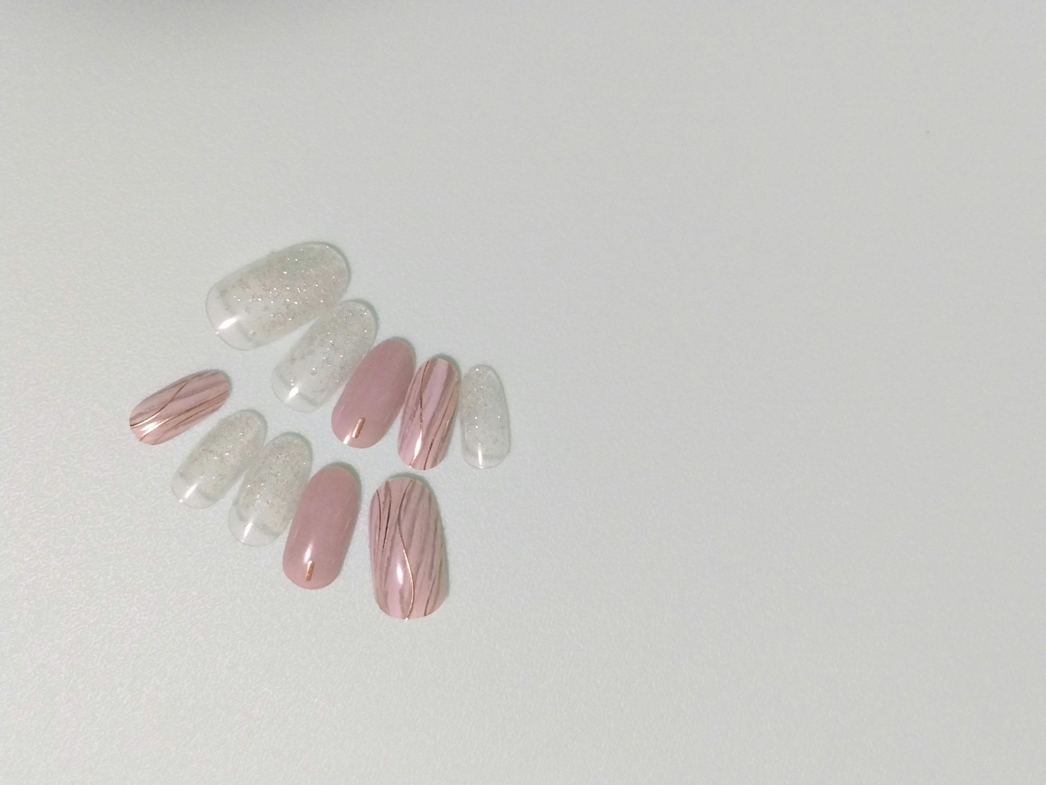 ジェルネイルシール/キャンドゥ/ネイルシールを使ったクチコミ（1枚目）