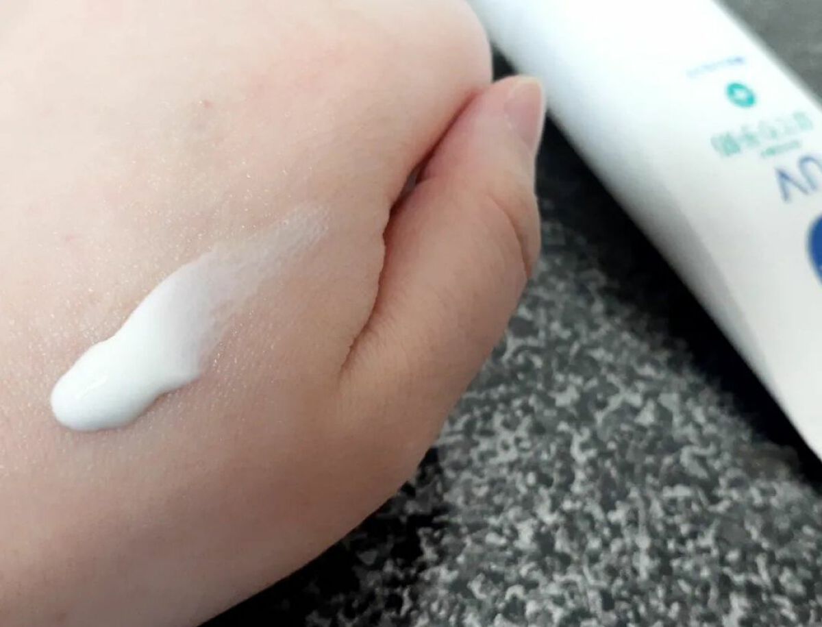 ニベアUV 薬用エッセンス/ニベア/日焼け止めローションを使ったクチコミ(4枚目)