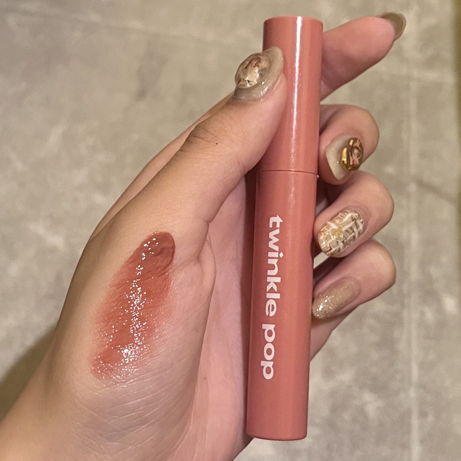 ピュアグラスティント 02 COOL MAUVE/TWINKLE POP/リップティントを使ったクチコミ（1枚目）