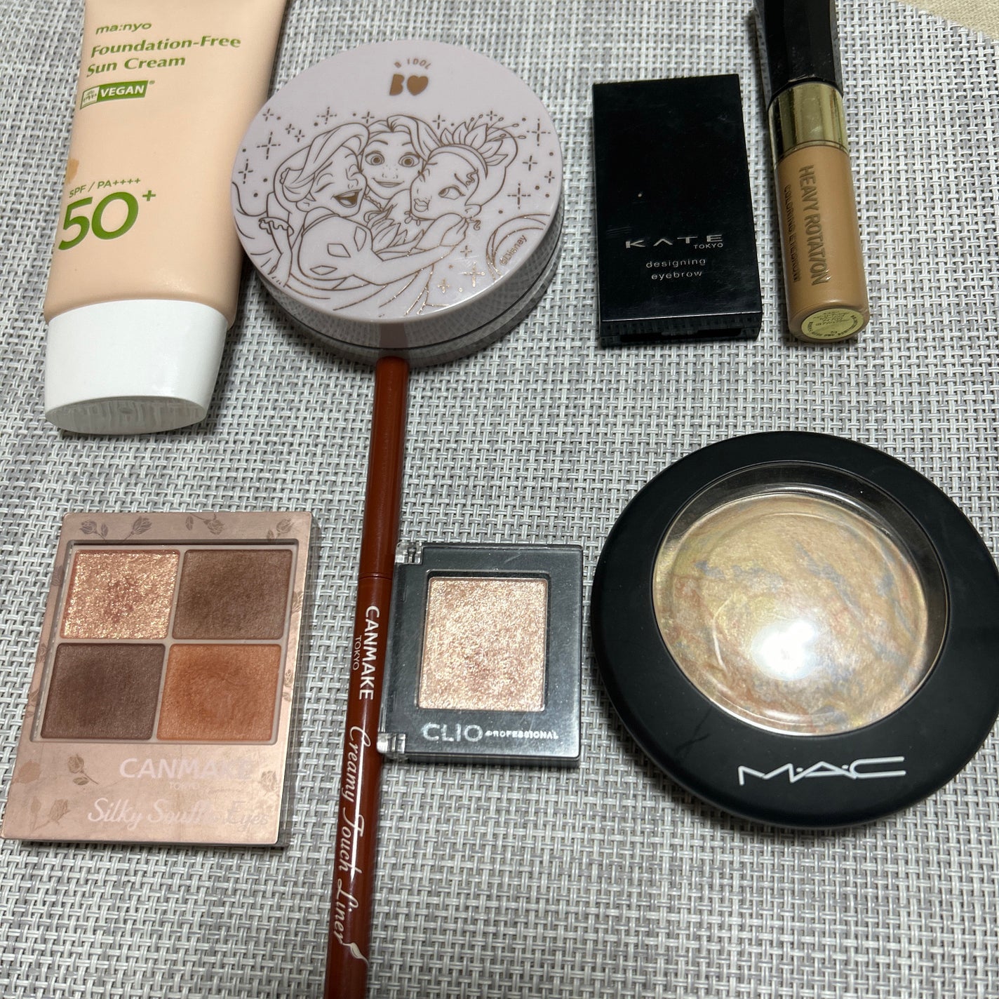 カラーリングアイブロウ/ヘビーローテーション/眉マスカラを使ったクチコミ(1枚目)