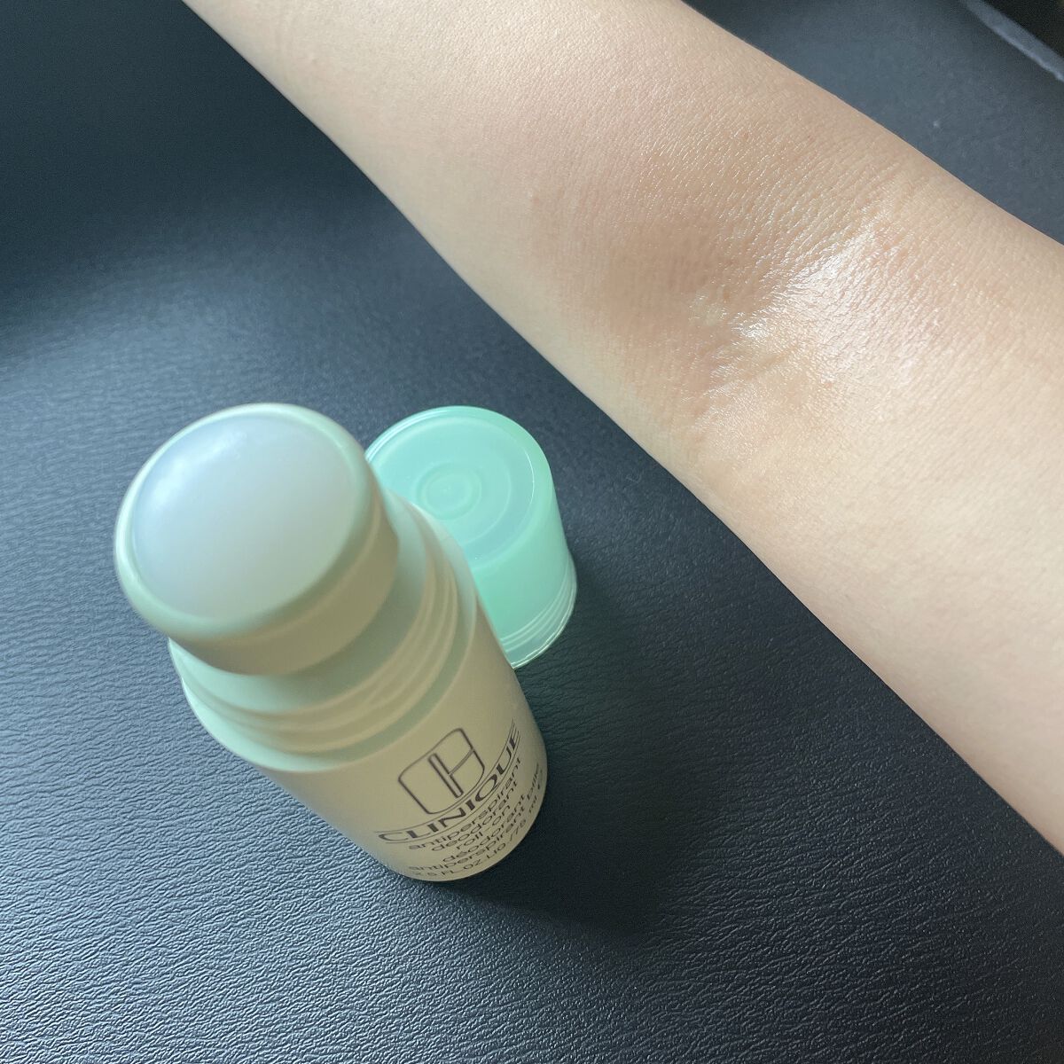 アンティ パースパイラント デオドラント ロールオン N〈医薬部外品〉/CLINIQUE/デオドラント・制汗剤を使ったクチコミ(3枚目)