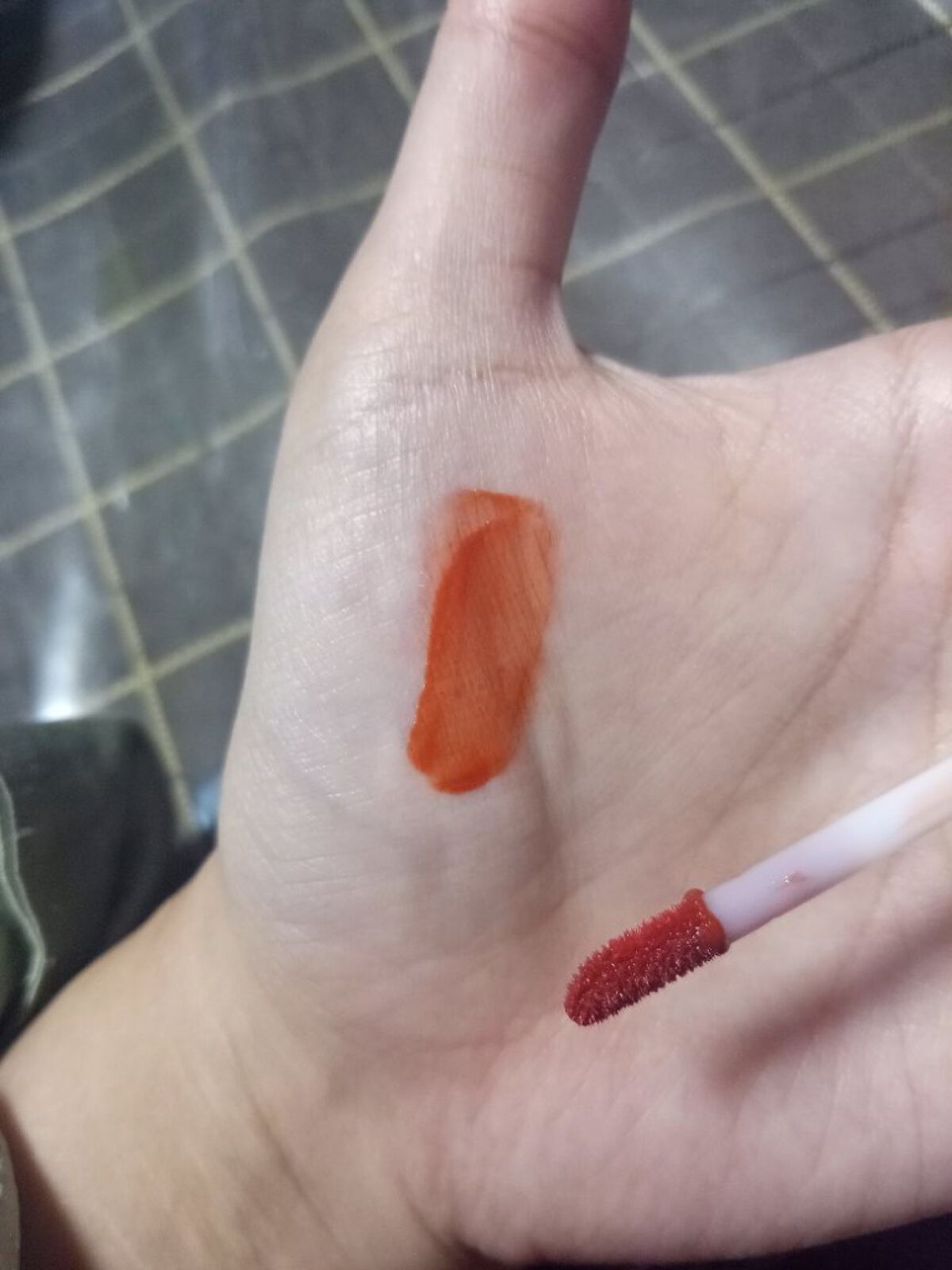 シャインミラーティント O716 ブラッディレッド/COLORKEY/リップティントを使ったクチコミ（2枚目）