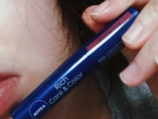 ニベア リッチケア&カラーリップ/ニベア/リップクリームを使ったクチコミ(2枚目)