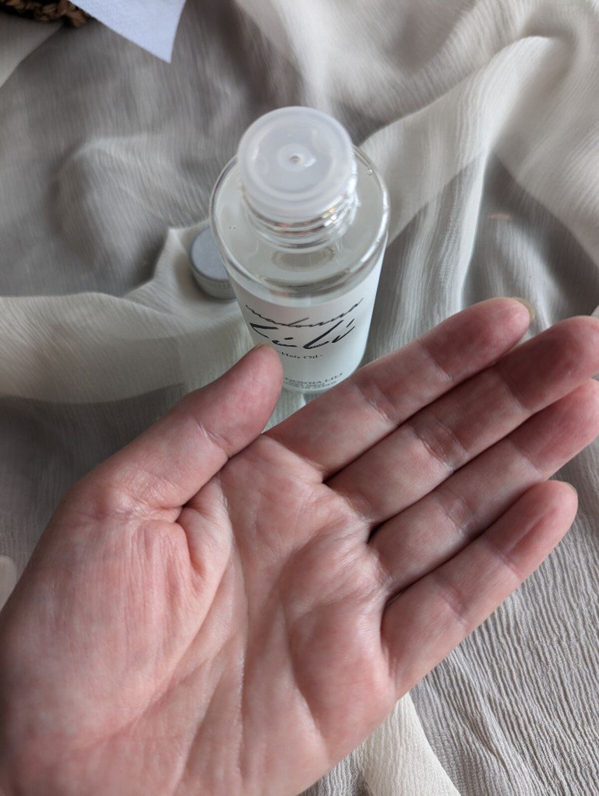 マドンナ リリ ヘアオイル/MADONNA LILI/ヘアオイルを使ったクチコミ（1枚目）