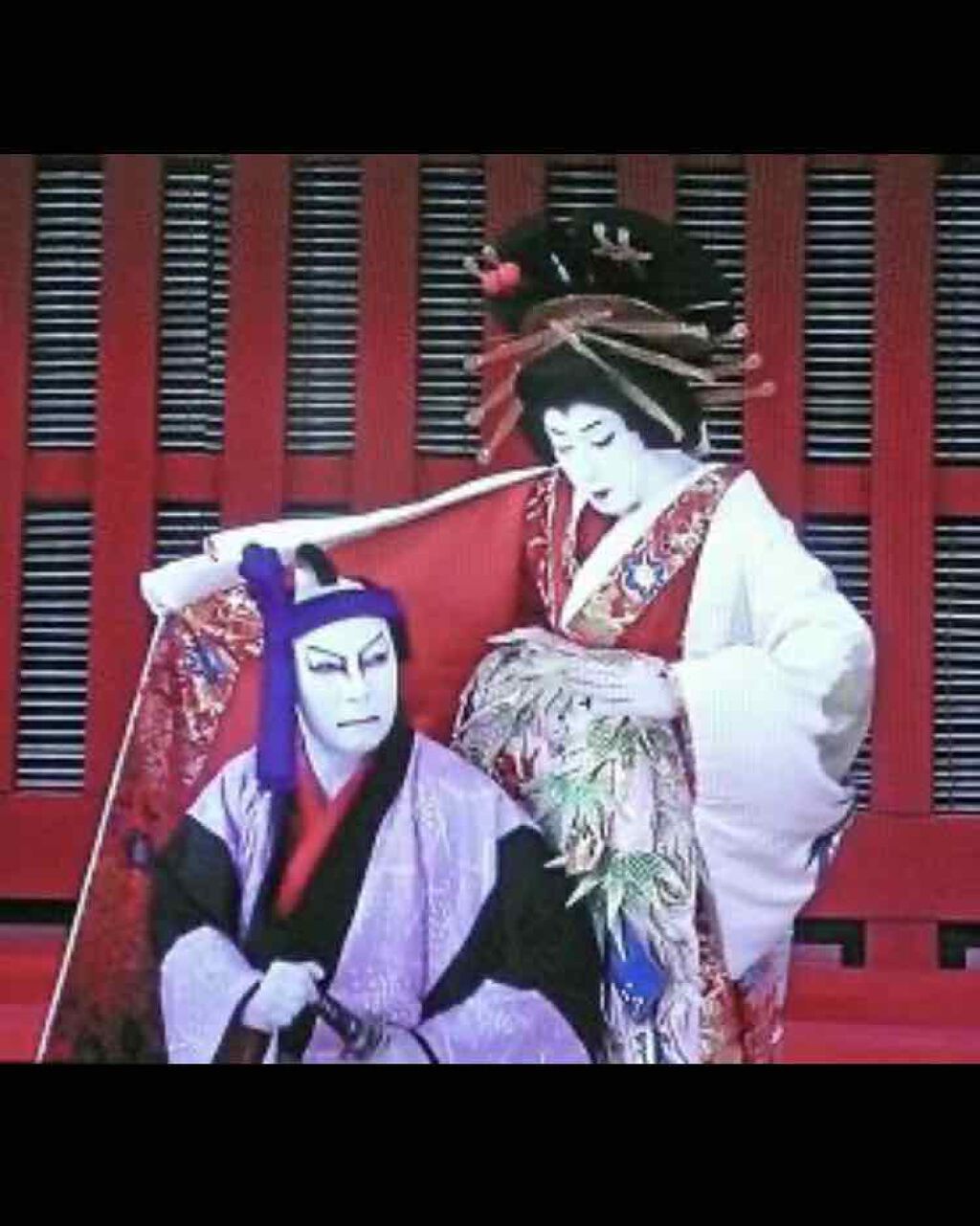 ネイル エナメル/REVLON/マニキュアを使ったクチコミ（3枚目）