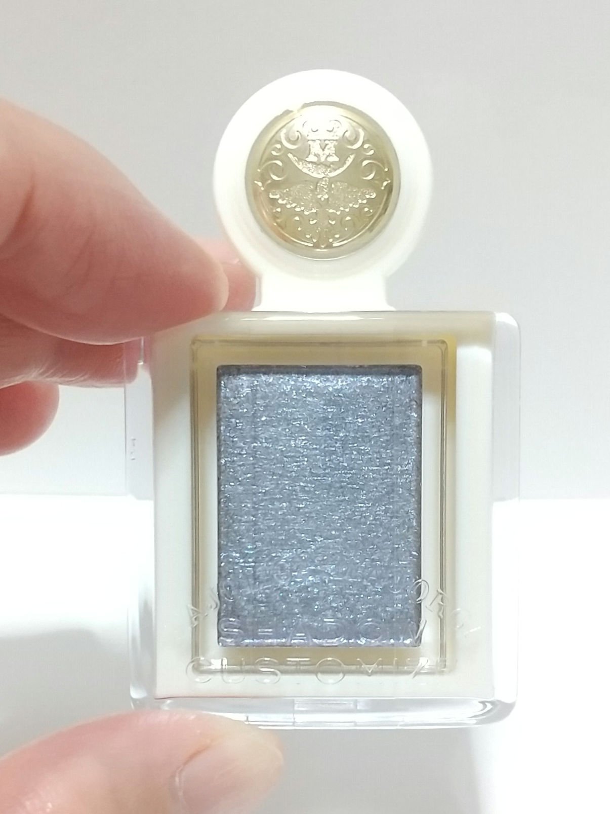 シャドーカスタマイズ　（ブリリアントグリッター） BL761（水の砂）/MAJOLICA MAJORCA/グリッターを使ったクチコミ（1枚目）