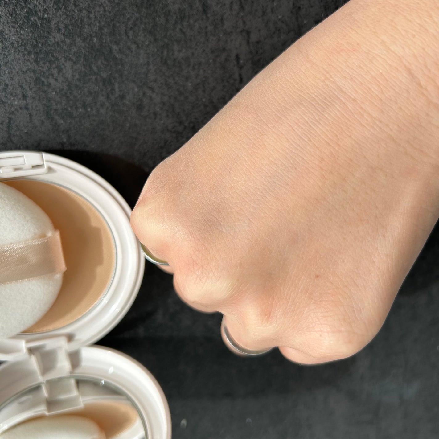 エッセンスパウダー /セラフォア/プレストパウダーを使ったクチコミ(3枚目)