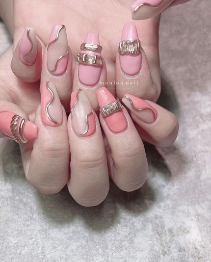 #フレンチネイル,#ネイル,#アートネイル,#春ネイル,#ミラーアートネイル,#白フレンチネイル,#フレンチネイル,#ピンクネイル,#ミラーネイル,#手書きアートネイル,#刺繍ネイル,#ミラーネイル,#シルバーアクセネイル,#春ネイル,#天王寺ネイルのネイルデザイン