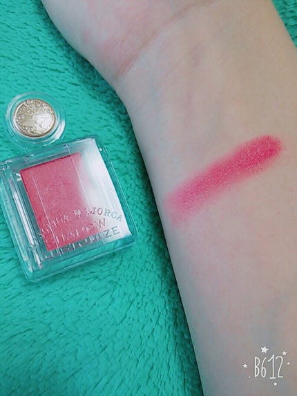 シャドーカスタマイズ/MAJOLICA MAJORCA/単色アイシャドウを使ったクチコミ(2枚目)