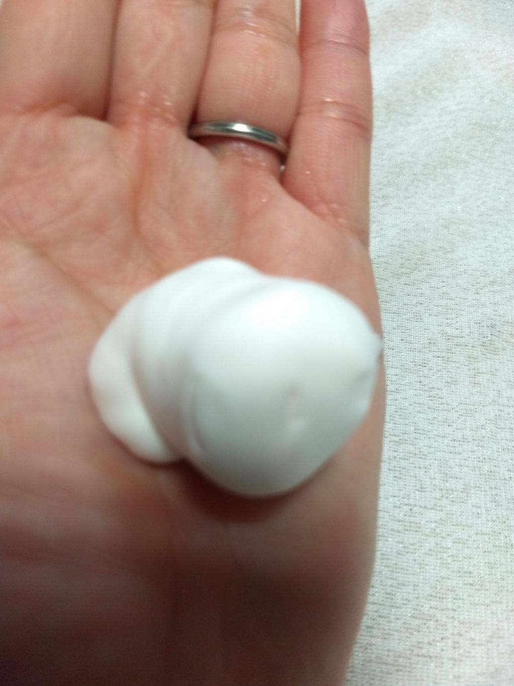 泡の集中パック/ドモホルンリンクル/洗い流すパック・マスクを使ったクチコミ(2枚目)