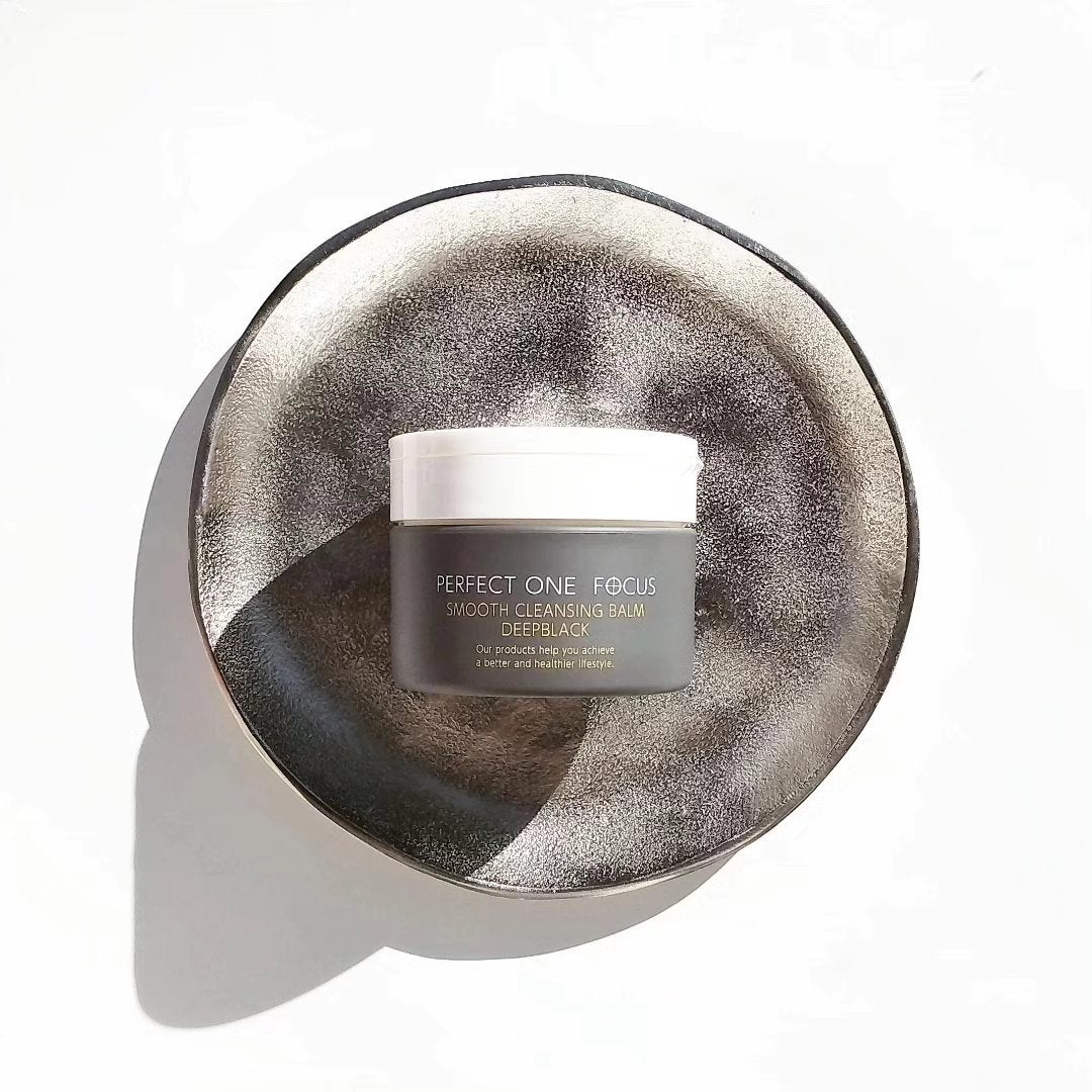 パーフェクトワンフォーカス スムースクレンジングバーム ディープブラック/PERFECT ONE FOCUS/クレンジングバームを使ったクチコミ(1枚目)
