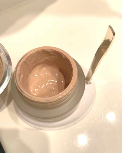 AQ ミリオリティ リペア ファンデーション/DECORTÉ/クリーム・エマルジョンファンデーションを使ったクチコミ(2枚目)