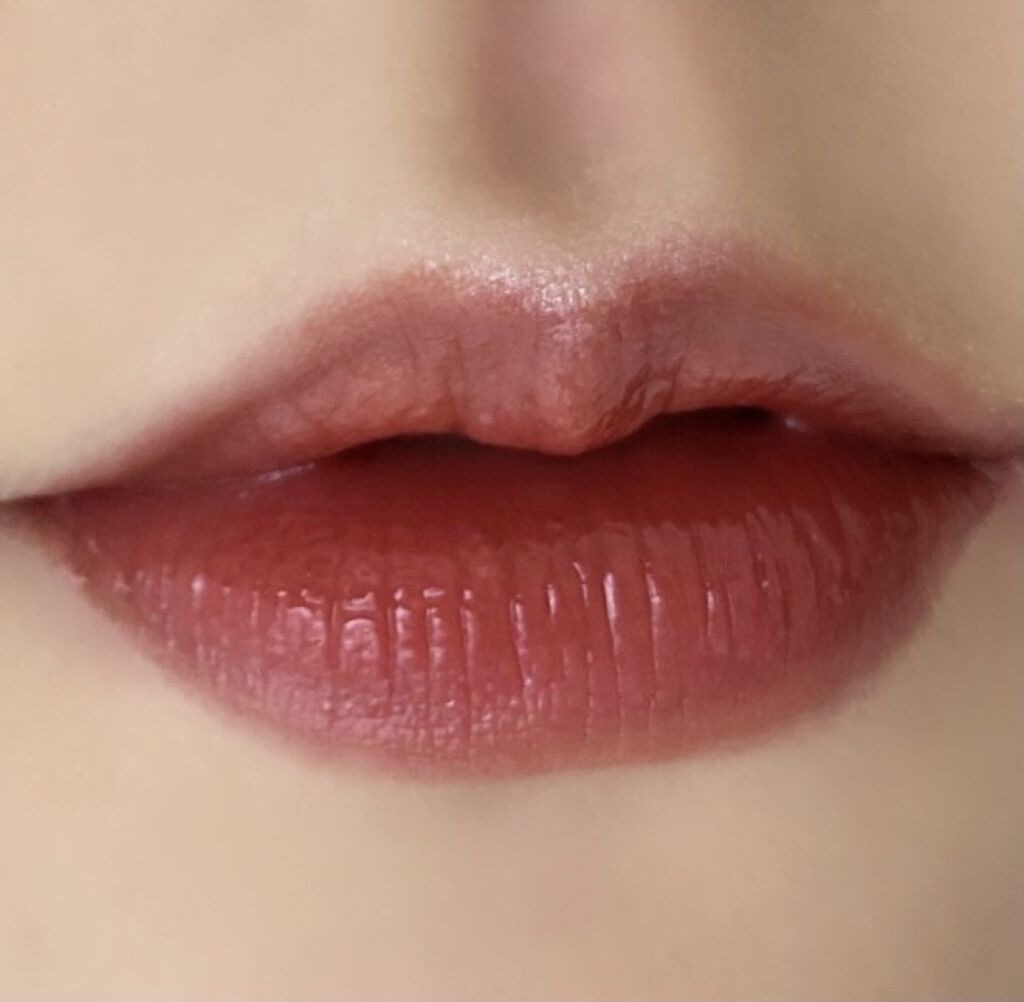 ジューシーラスティングティント/rom&nd/リップティントを使ったクチコミ（2枚目）