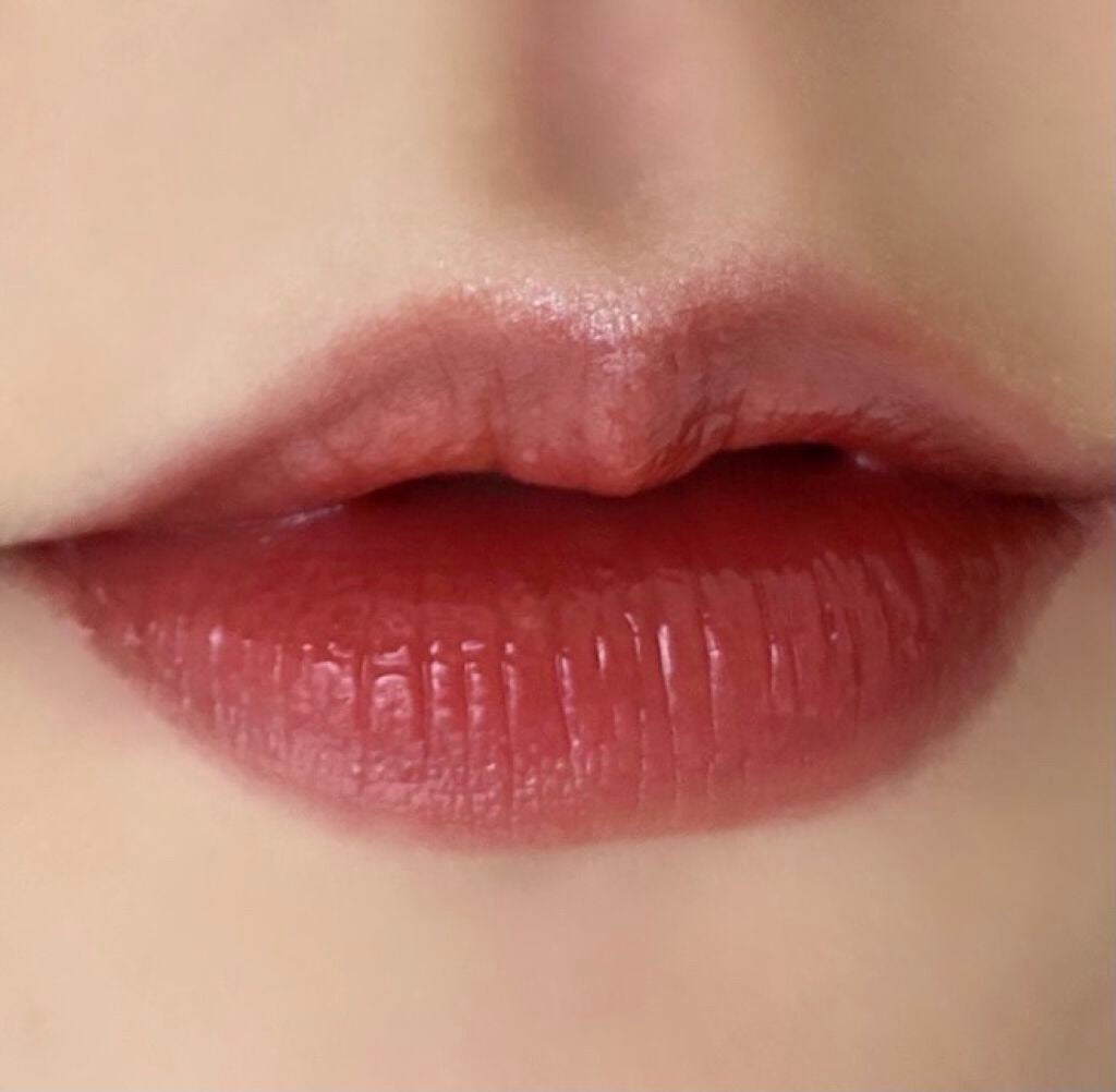 ジューシーラスティングティント/rom&nd/リップティントを使ったクチコミ(2枚目)