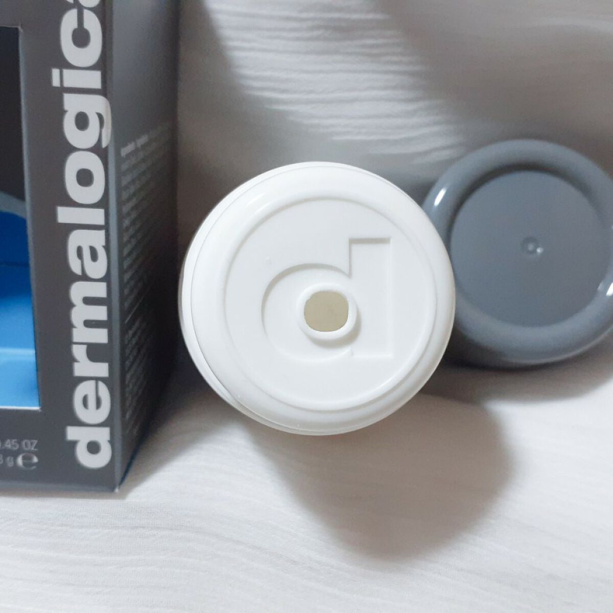 デイリーマイクロフォリエント/ダーマロジカ/洗顔パウダーを使ったクチコミ（2枚目）