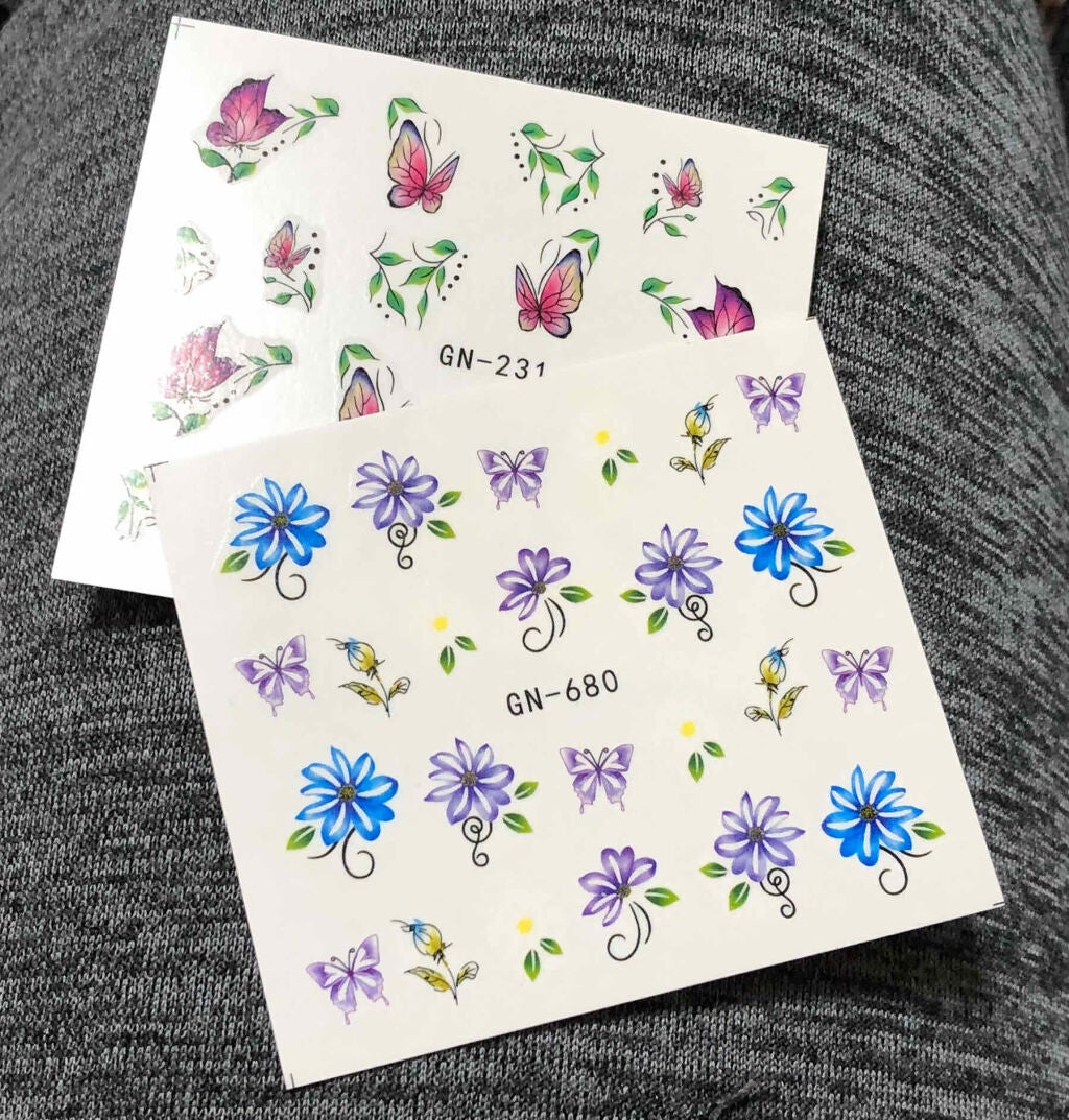 V.SNOW.B on LIPS 「☆Amazonネイルシール 78枚セット水に浮かべるタイプのネ..」(1枚目)