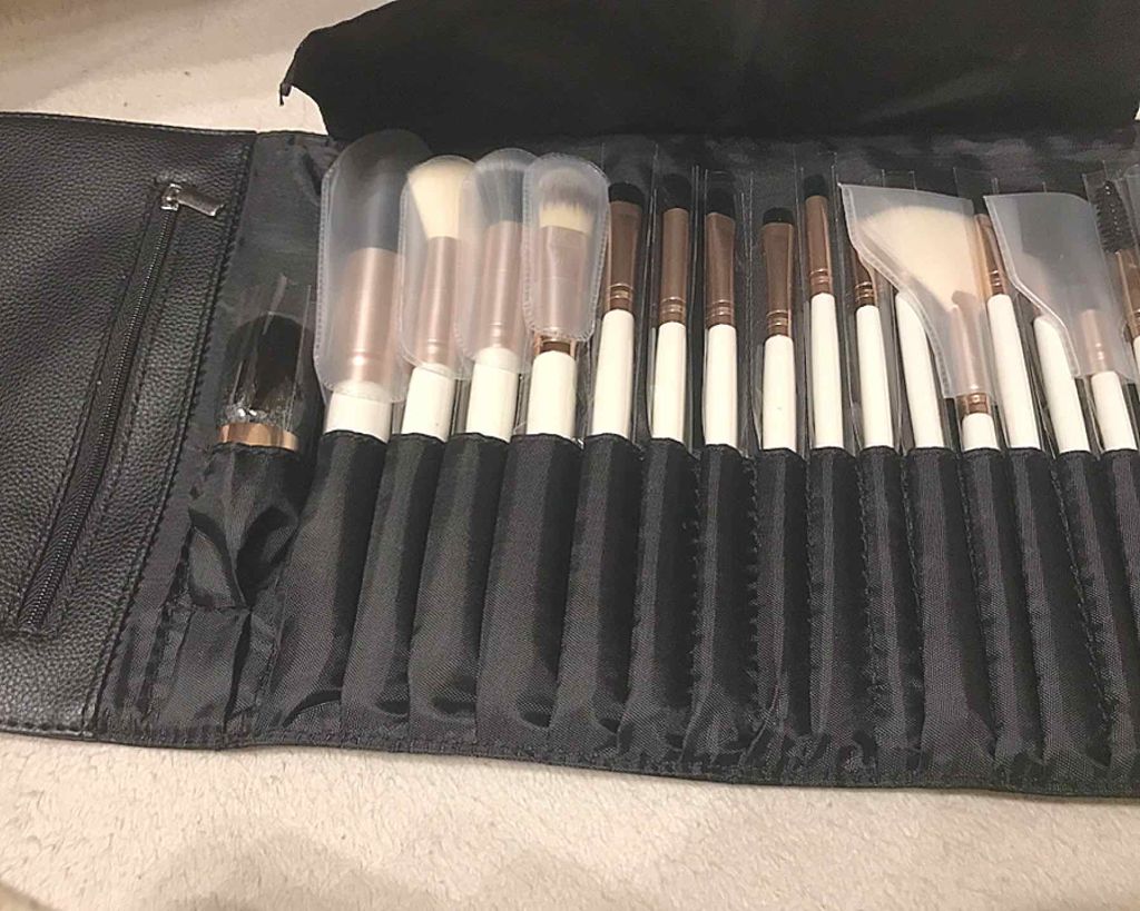 化粧ブラシセット/amoore/メイクブラシを使ったクチコミ(1枚目)
