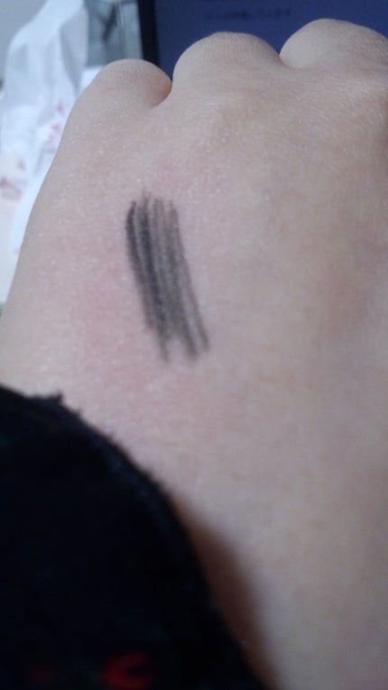 UR GLAM GEL EYELINER/U R GLAM/ジェルアイライナーを使ったクチコミ(4枚目)