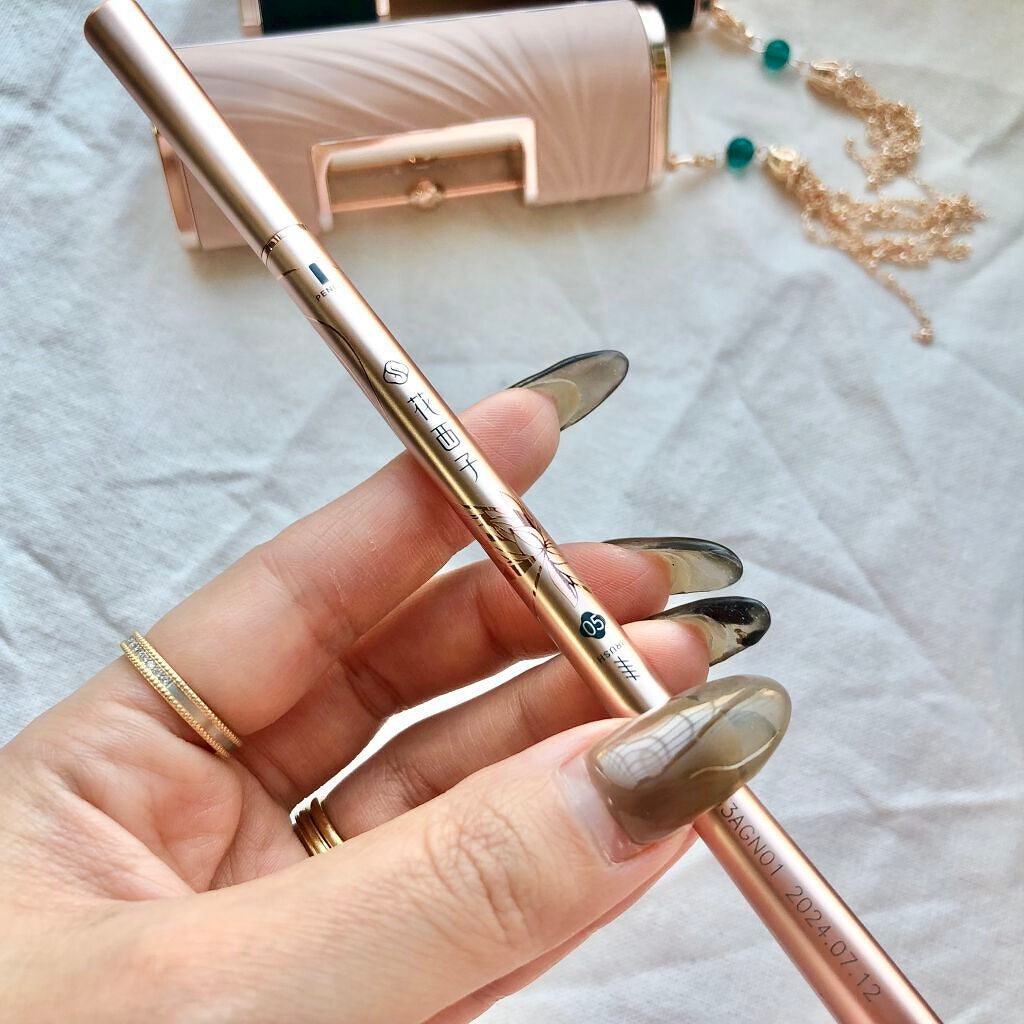 百花同心錠 彫刻リップ/花西子/口紅を使ったクチコミ(9枚目)