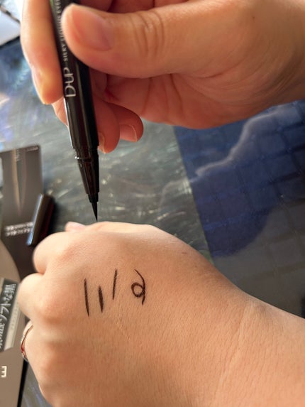 シルキーリキッドアイライナーWP/D-UP/リキッドアイライナーを使ったクチコミ(3枚目)