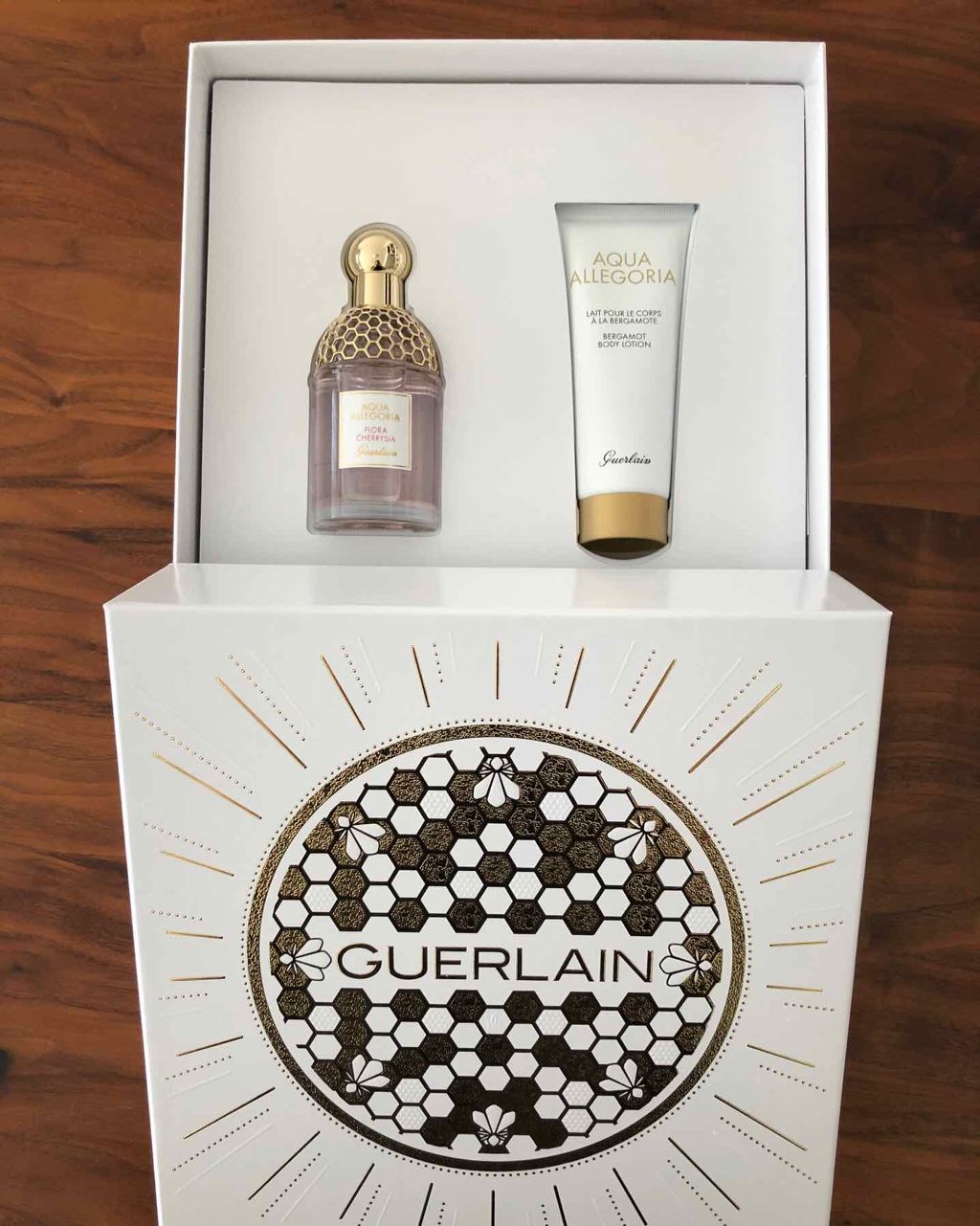 アクア アレゴリア フローラ チェリージア コフレ/GUERLAIN/その他キットセットを使ったクチコミ（1枚目）