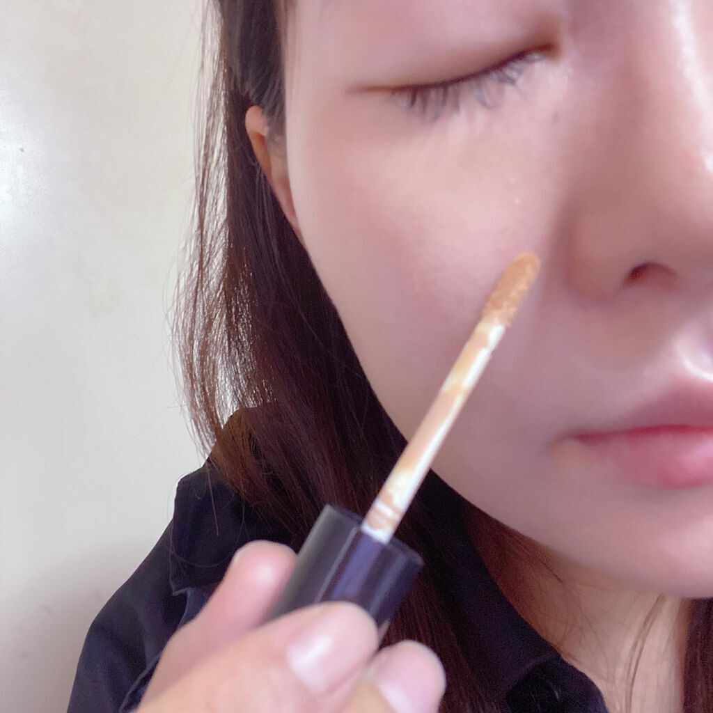 モイストラボ エッセンス薬用美白コンシーラー ナチュラルオークル03/Moist Labo/リキッドコンシーラーを使ったクチコミ（3枚目）