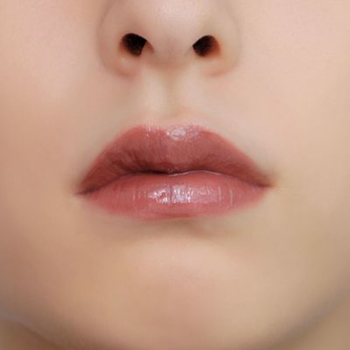 ニュアンス リップグロス 05 Anohanashi〈あの話〉