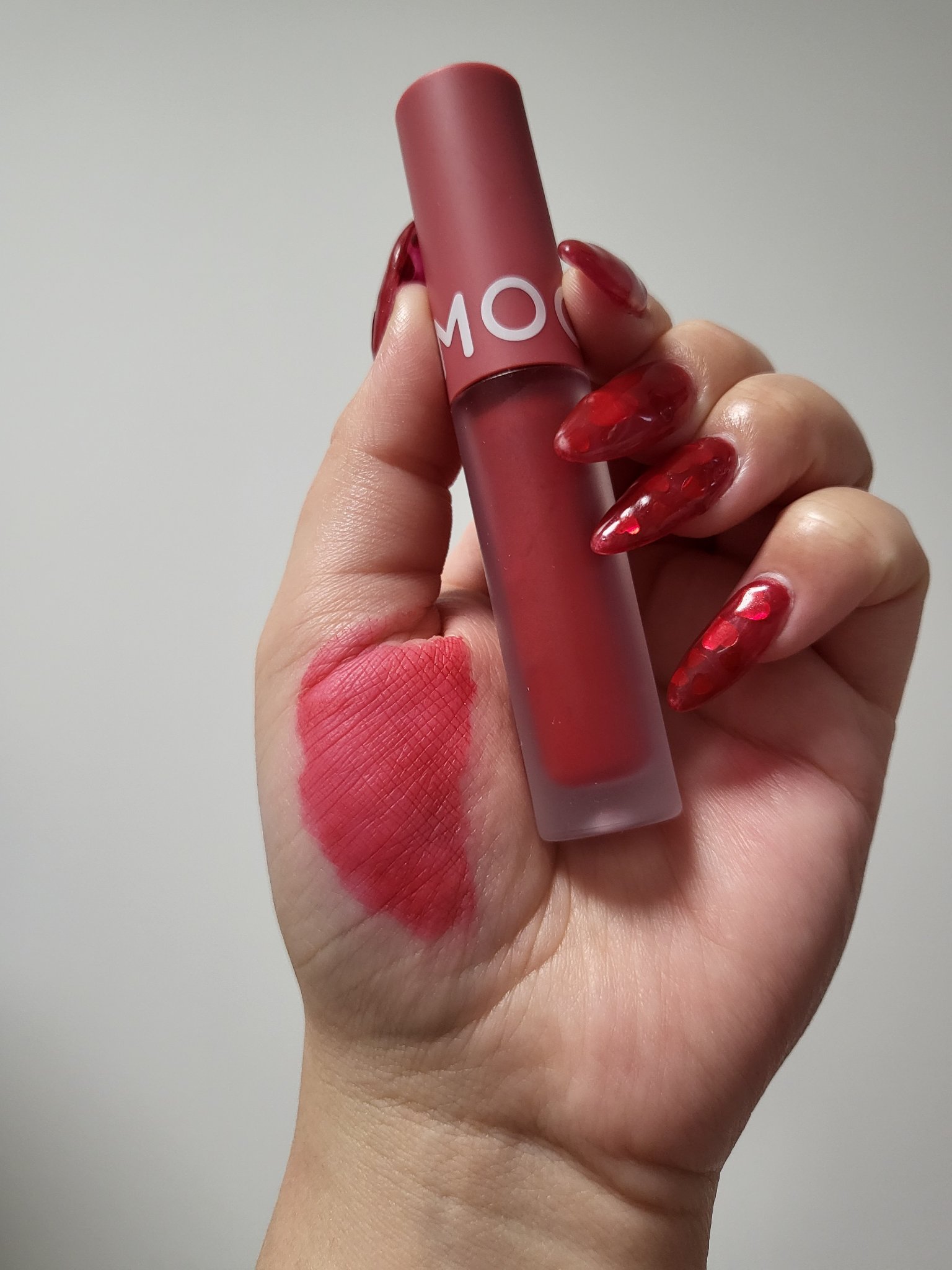 タトゥーフィクシングリップティント/MOOLDA/リップティントを使ったクチコミ（3枚目）