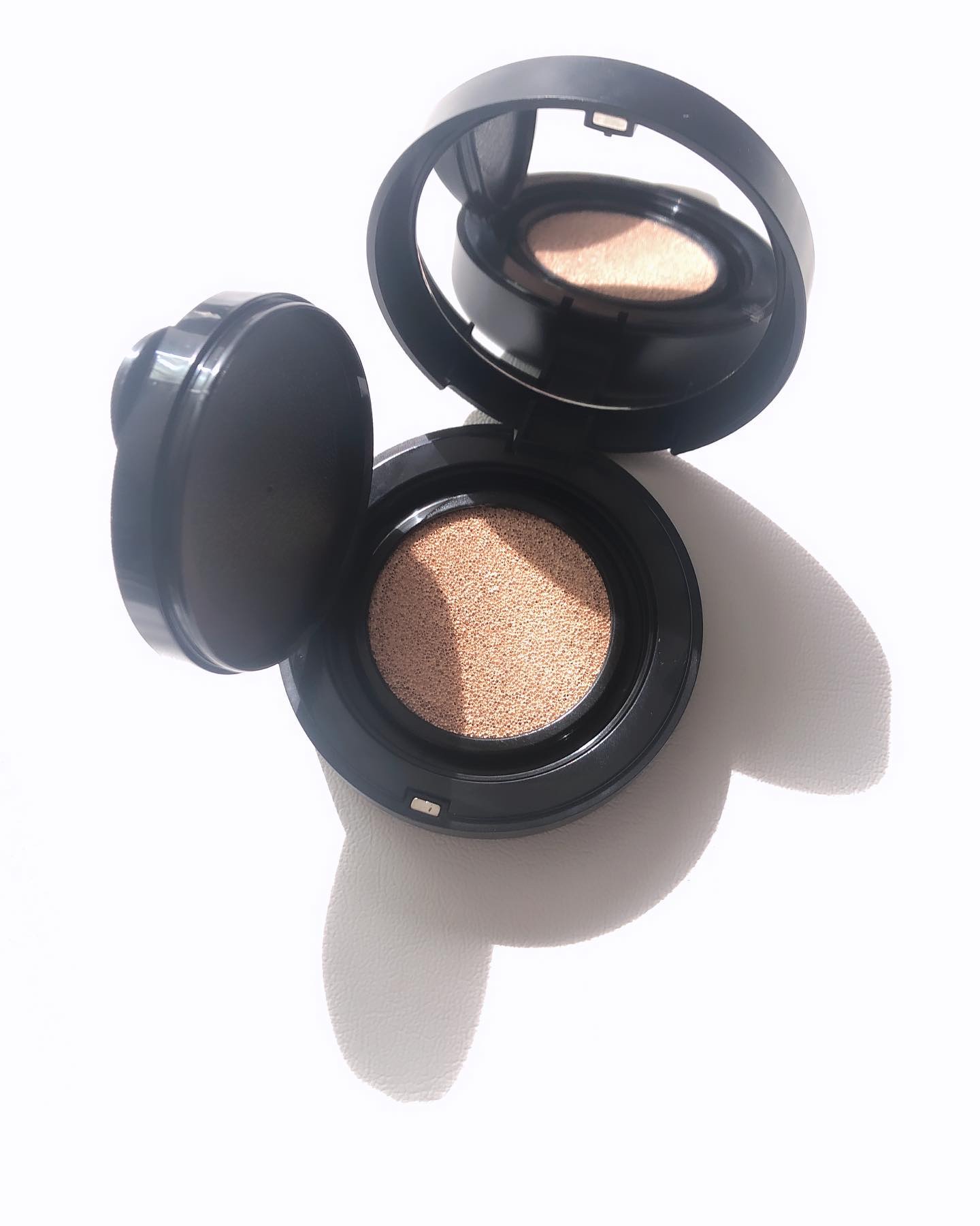 ジャビンドゥソウル ウインクファンデーションパクト/Javin De Seoul/クッションファンデーションを使ったクチコミ（3枚目）