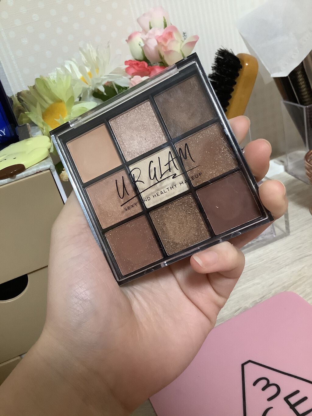 UR GLAM　BLOOMING EYE COLOR PALETTE/U R GLAM/アイシャドウパレットを使ったクチコミ（2枚目）