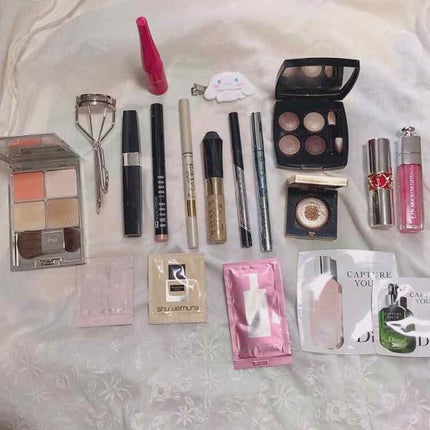 みぃ on LIPS 「お泊まりデート、旅行のとき、お化粧品ってとっても嵩張りませんか..」(2枚目)