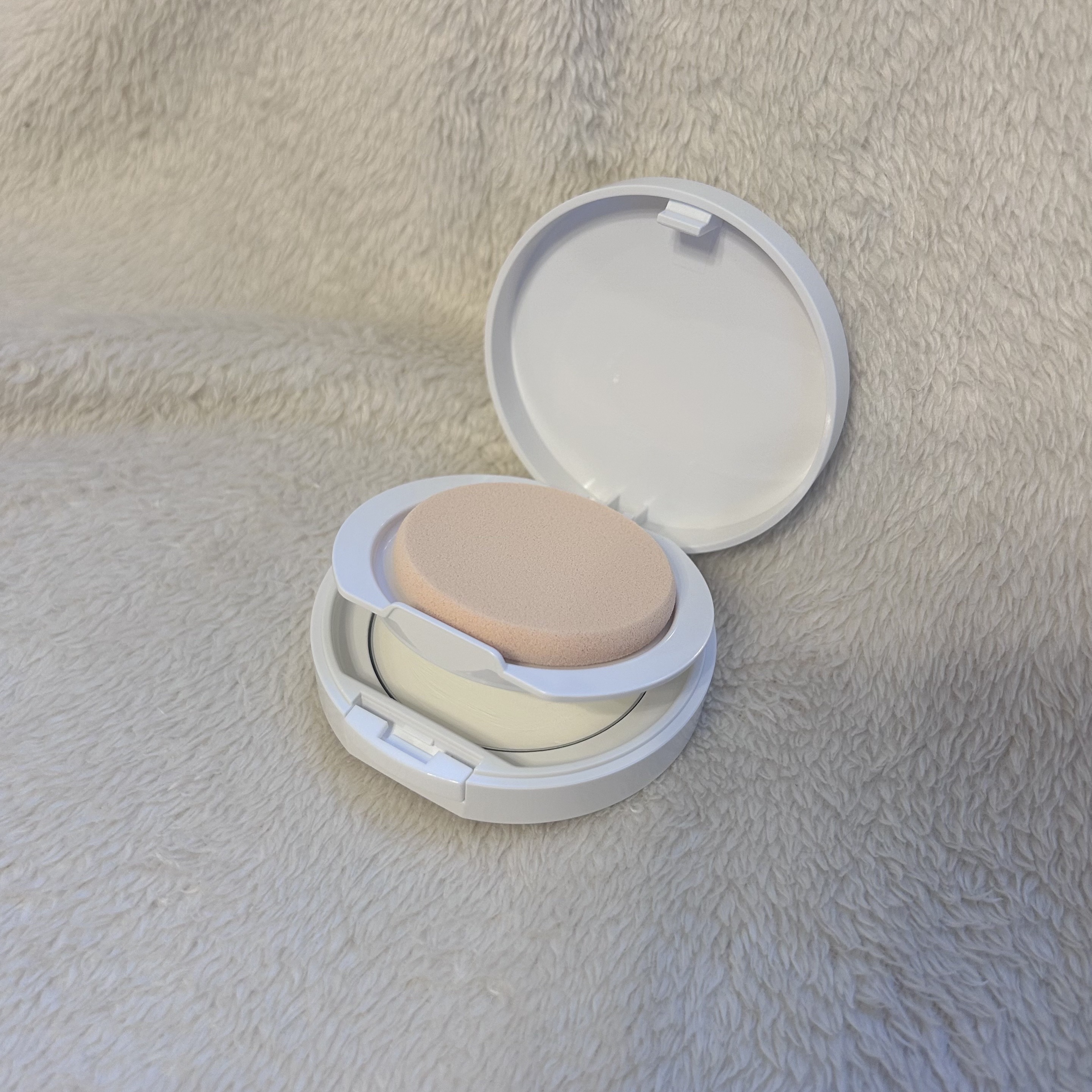 ミネラルイレイザーバーム SPF20 PA++/MiMC/化粧下地を使ったクチコミ（2枚目）