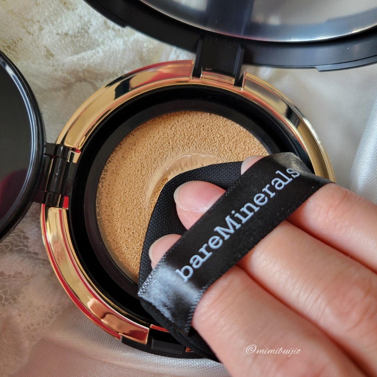 オリジナル ピュア セラム カバーアップ クッション/bareMinerals/クッションファンデーションを使ったクチコミ(6枚目)