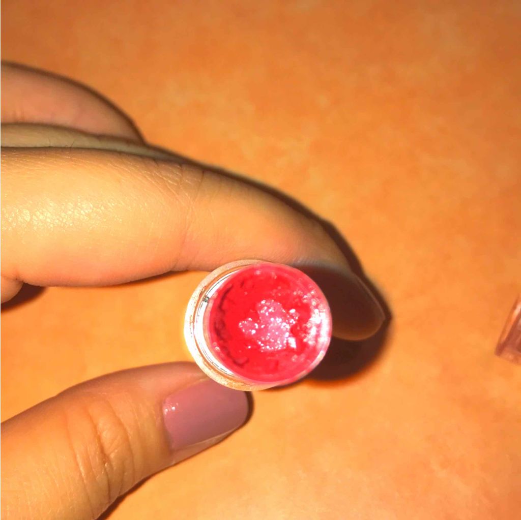 ラスティンググロスリップ/CEZANNE/口紅を使ったクチコミ（2枚目）