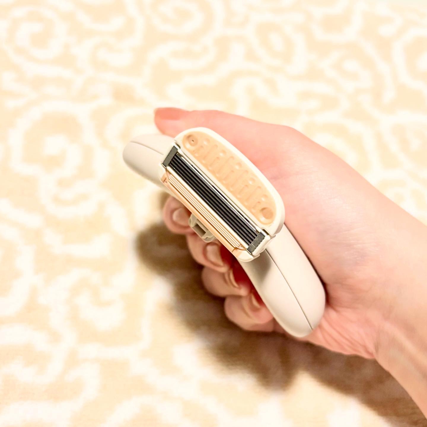 miness ボディ用カミソリ 替刃2個付/貝印/シェーバーを使ったクチコミ（3枚目）