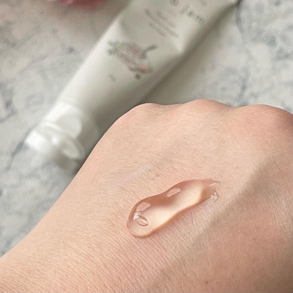 ibuharumaman on LIPS 「ふっくらとした若々しい手を目指せる♪手のシワ改善・シミ予防・手..」(3枚目)