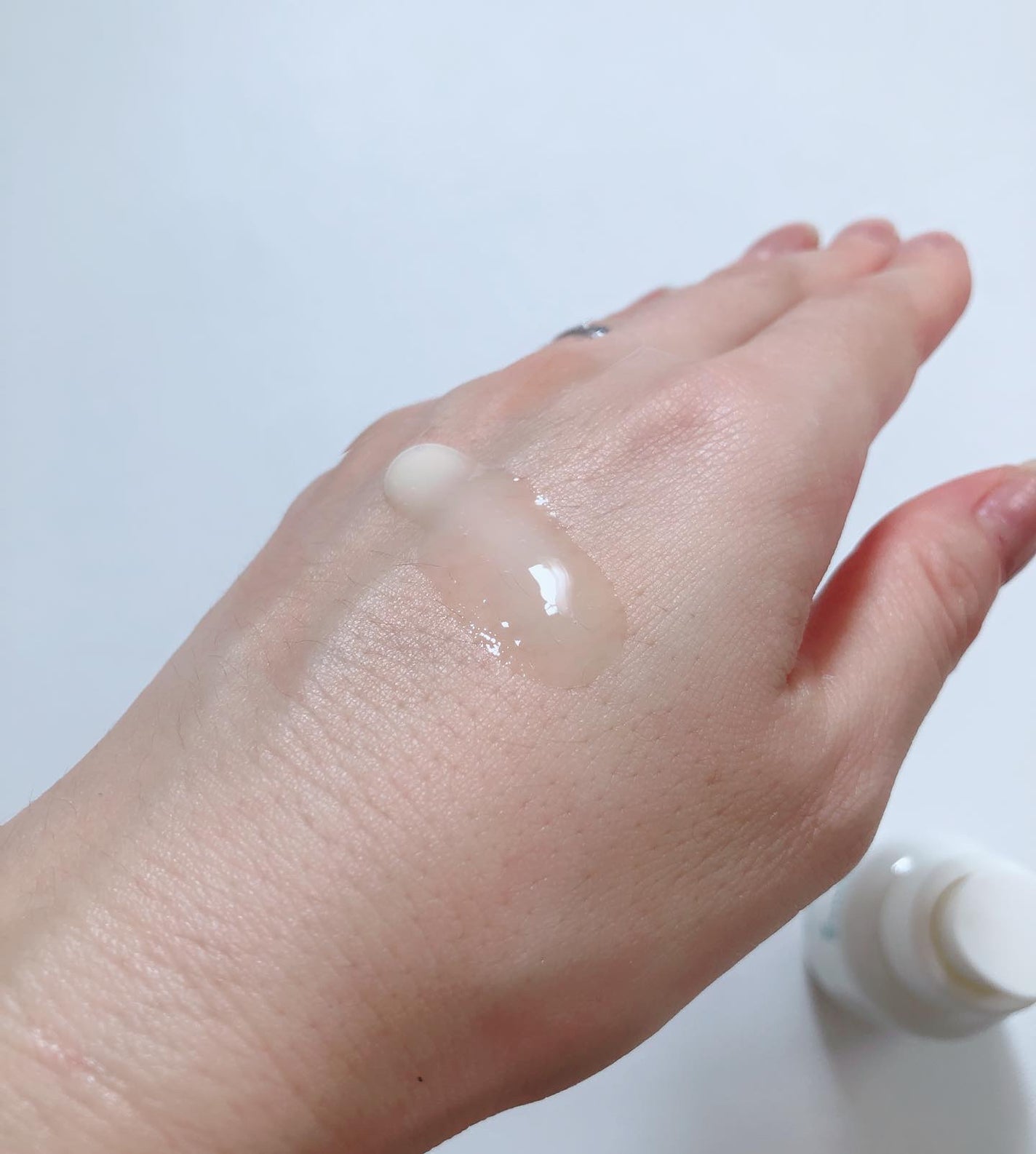 レチノール シカ リペア セラム/innisfree/美容液を使ったクチコミ(4枚目)