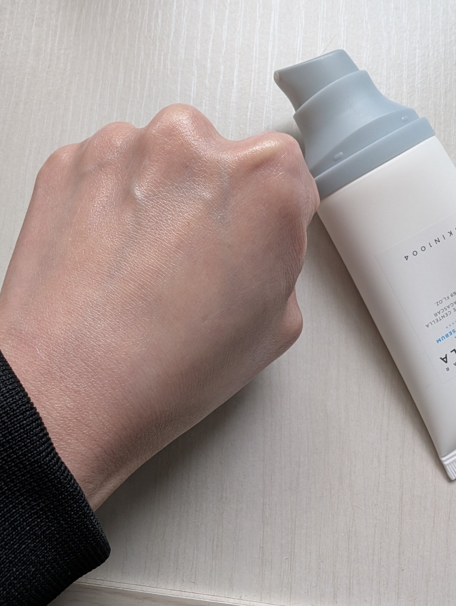 ヒアルーシカ ウォーターフィット サンセラム/SKIN1004/日焼け止めローションを使ったクチコミ（3枚目）