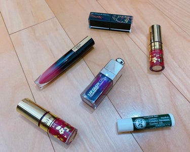 ルージュ アンリミテッド ラッカーシャイン＜2019年クリスマスコフレ限定＞/shu uemura/口紅を使ったクチコミ（1枚目）