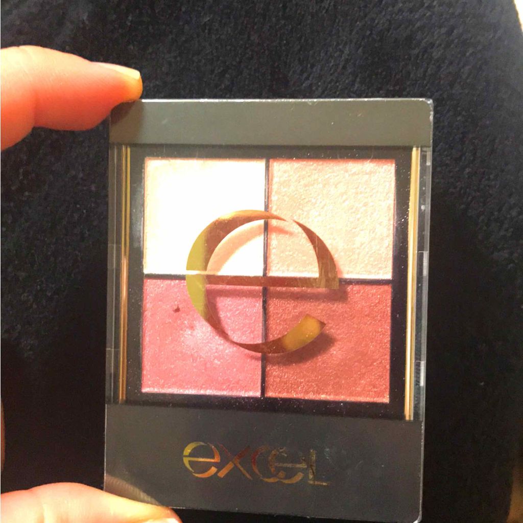 リアルクローズシャドウ/excel/アイシャドウパレットを使ったクチコミ(2枚目)