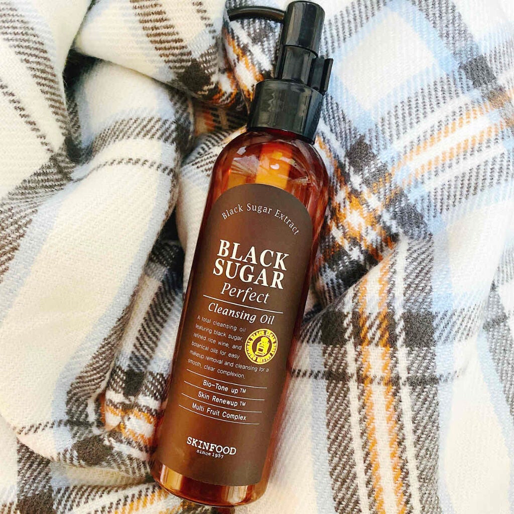 ブラックシュガー パーフェクト クレンジングオイル/SKINFOOD/オイルクレンジングを使ったクチコミ(1枚目)