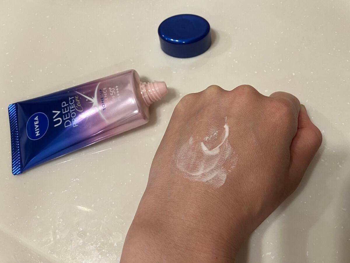 ニベアUV ディープ プロテクト&ケア トーンアップ エッセンス/ニベア/日焼け止めローションを使ったクチコミ(5枚目)