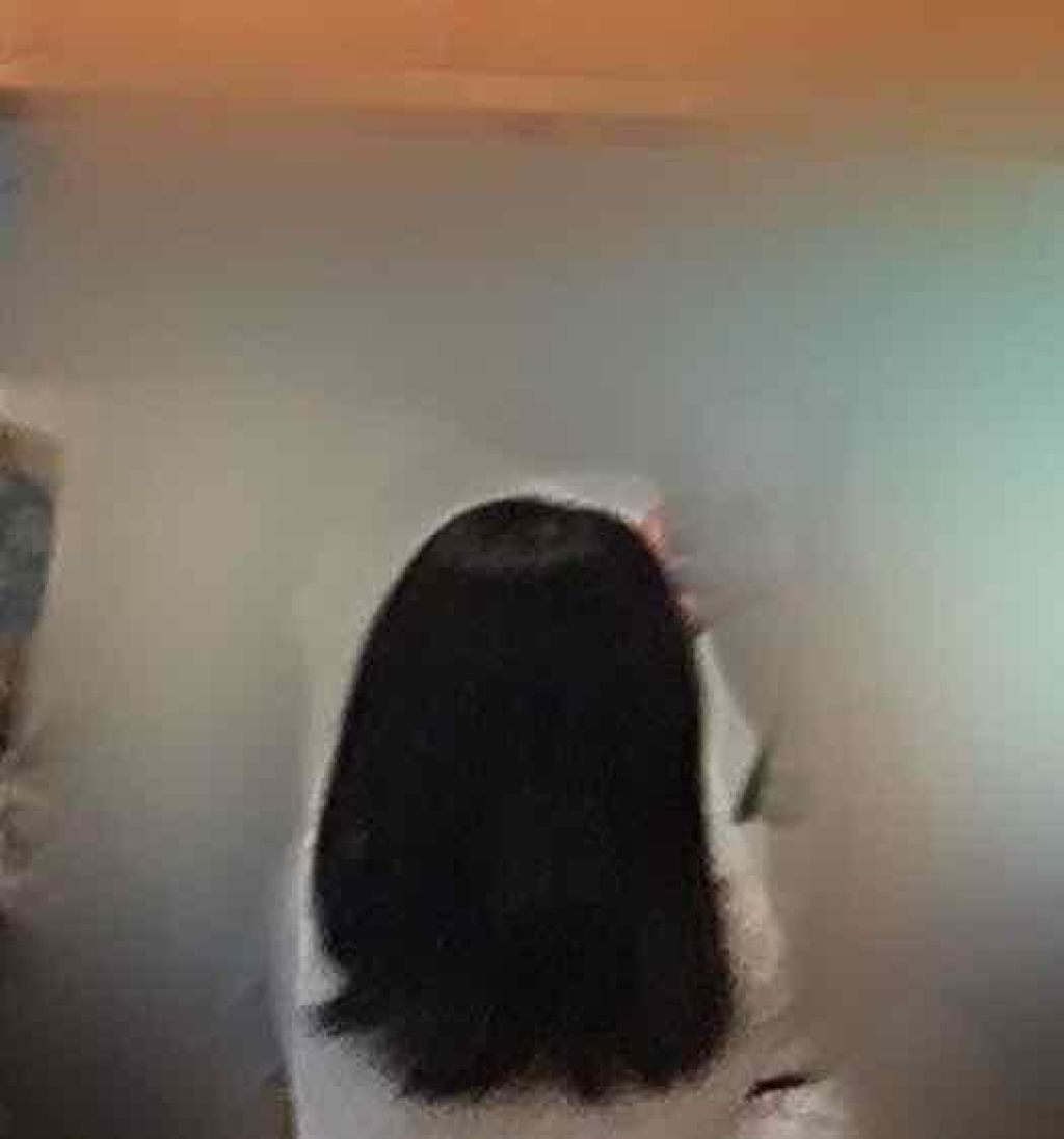 あい사람 on LIPS 「皆さんこんにちは!あいぽんです!今日は皆さんに2つの悩みを聞い..」(1枚目)