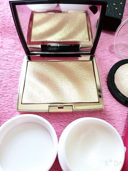 ベイクドハイライター/e.l.f. Cosmetics/パウダーハイライトを使ったクチコミ(2枚目)