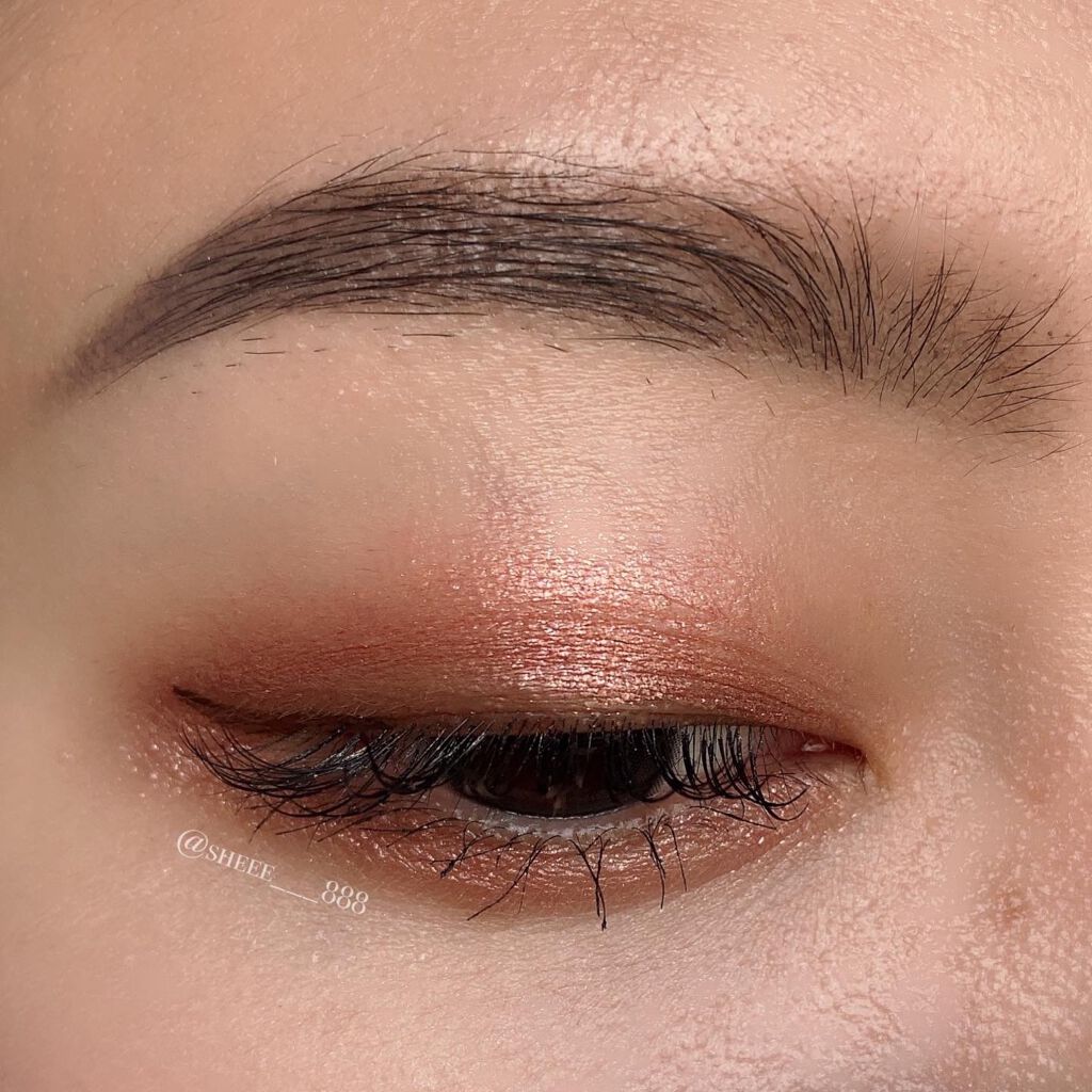 セルヴォーク ヴォランタリー アイズ/Celvoke/単色アイシャドウを使ったクチコミ（3枚目）