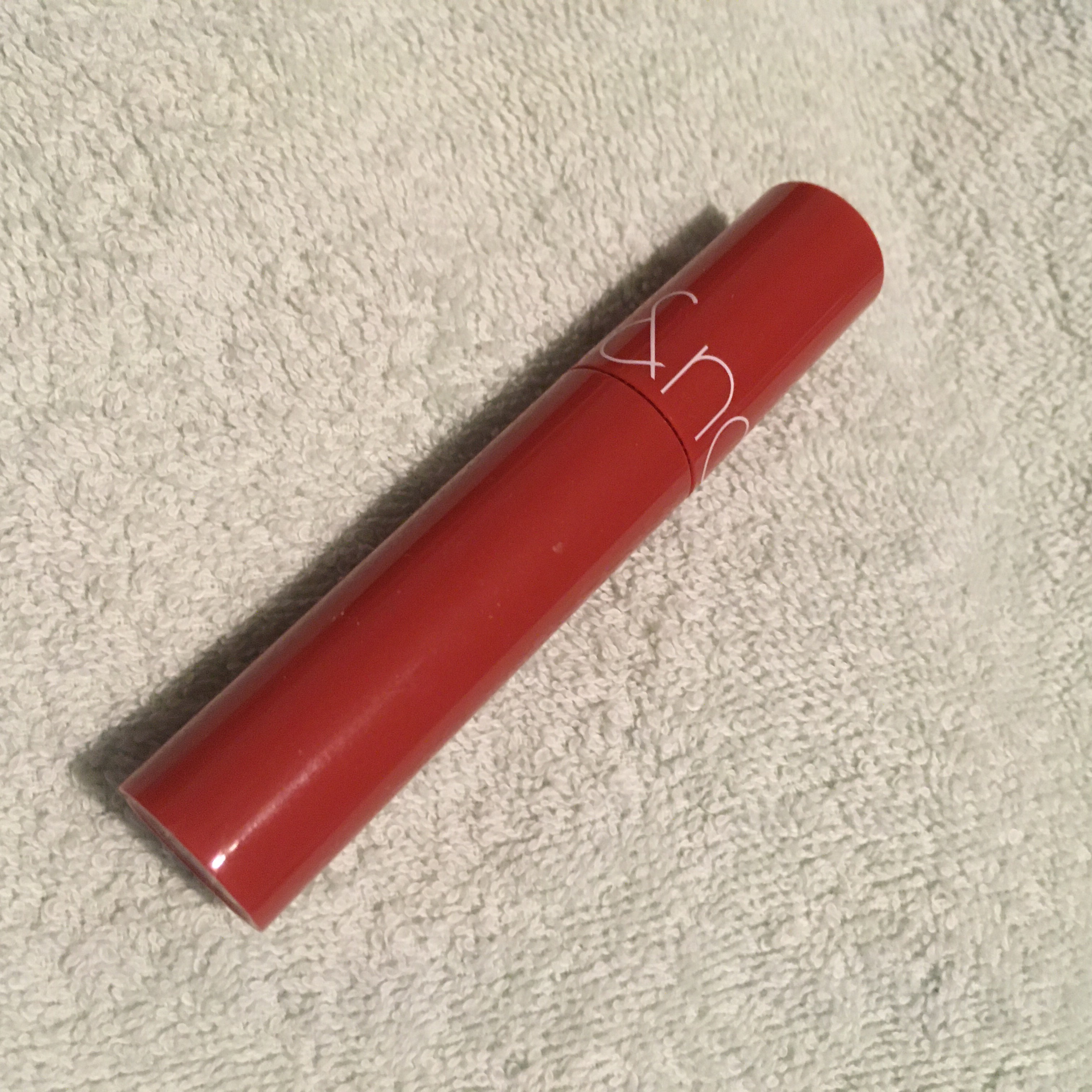 ジューシーラスティングティント/rom&nd/リップティントを使ったクチコミ（1枚目）