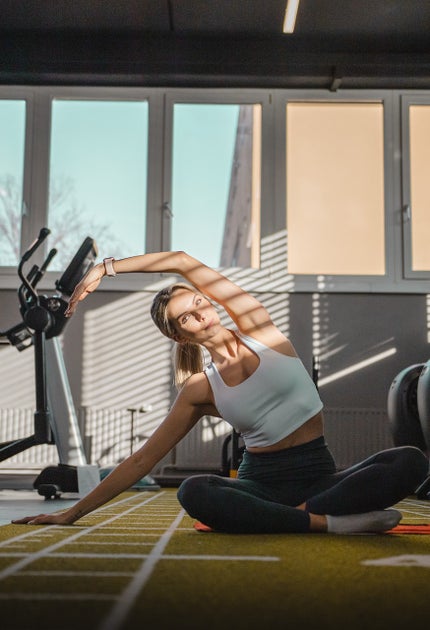 筋膜剥がし・筋膜リリースの効果とは?自宅でできるやり方も解説